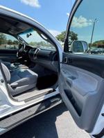 2006 Toyota Tacoma Prerunner V6 4D Crew Cab Pickup Jacksonville Florida - Image 10