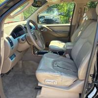 2005 Nissan Pathfinder, V6, 4x4, clean, 3rd row, runs good! Olney, Philly - Image 4