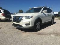 2017 Nissan Rogue - Image 4