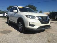 2017 Nissan Rogue - Image 5