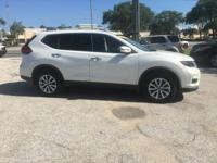2017 Nissan Rogue - Image 7