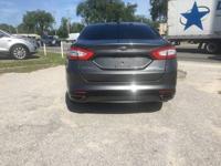 2016 Ford Fusion SE - Image 8