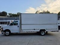 2021 GMC Savana 3500 17ft Cargo Box Truck Cutaway Work Delivery Van - Image 3