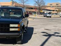 1992 Chevrolet Blazer 4x4 4WD Chevy Silverado 2dr SUV SUV Pammi Motors - Image 3
