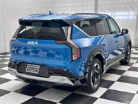 2024 Kia EV9 AWD All Wheel Drive Electric Land SUV Est. payment OAC† - Image 8