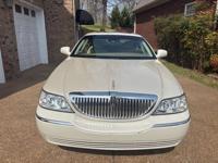 Lincoln Town car only 92k miles - Image 6