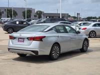 2025 Nissan Altima SV AUTONATION Call (281) 853-8330 or MESSAGE/CHAT to confirm availability - Image 6