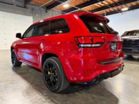 2018 Jeep Grand Cherokee 4x4 4WD Trackhawk 4dr SUV Platinum Motors Corp - Image 3