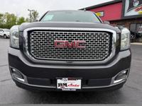 2015 GMC Yukon XL Denali AWD - Loaded! Extra clean! Oak Forest - Image 3