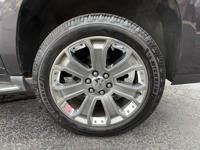 2015 GMC Yukon XL Denali AWD - Loaded! Extra clean! Oak Forest - Image 10