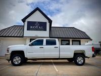 2015 Chevy Silverado 2500HD 6.0L Clean Car Fax Soth Houston - Image 3