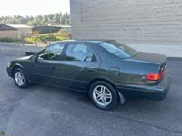 2000 Toyota Camry LE Sedan --Local Trade, Clean title, Auto-- Kirkland - Image 8