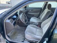 2000 Toyota Camry LE Sedan --Local Trade, Clean title, Auto-- Kirkland - Image 10