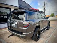 2013 Toyota 4 Runner 2WD SRS Clean Car Fax Soth Houston - Image 6