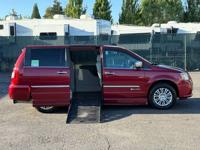 2015 Chrysler Town & Country Touring L - WHEELCHAIR VAN / LOW MILES! Wheelchair Van In Beaverton - Image 3