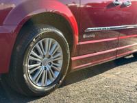 2015 Chrysler Town & Country Touring L - WHEELCHAIR VAN / LOW MILES! Wheelchair Van In Beaverton - Image 10