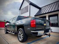 2018 Chevy Silverado LT 4x4 Car Fax Soth Houston - Image 4