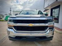 2018 Chevy Silverado LT 4x4 Car Fax Soth Houston - Image 9