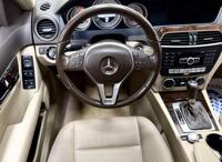 2013 Mercedes-Benz C-Class AWD All Wheel Drive C 300 Sport 4MATIC Seda Freeman Motor Company Salem - Image 3