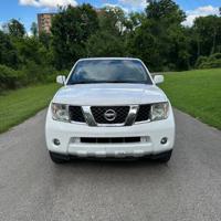 2012 Nissan Pathfinder S Nashville - Image 3