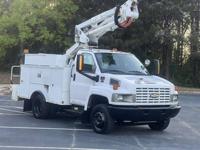 2007 Chevrolet C5500 bucket truck powerstroke diesel otp east - Image 4