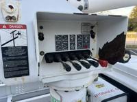 2007 Chevrolet C5500 bucket truck powerstroke diesel otp east - Image 9
