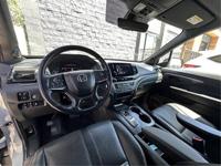 2022 Honda Passport Trailsport- Clean 1 Owner History Federal Blvd. Denver. 80221 - Image 3