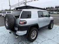 2008 Toyota FJ Cruiser 4x4 CLEAN TITLE RR DIFF LOCK EASY FINANCING Golden City Auto Sales LLC - Image 6