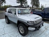 2008 Toyota FJ Cruiser 4x4 CLEAN TITLE RR DIFF LOCK EASY FINANCING Golden City Auto Sales LLC - Image 8