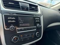 2016 *Nissan* *Altima* *2.5* S Nissan Altima - Image 9