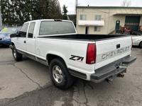 1994 Chevrolet C/K 1500 Ext Cab 141.5 WB 4WD Lynnwood Washington - Image 3