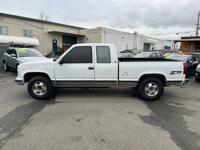 1994 Chevrolet C/K 1500 Ext Cab 141.5 WB 4WD Lynnwood Washington - Image 4