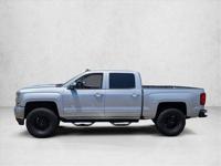 2018 Chevrolet Silverado 1500 LT Chevy Truck Crew cab AUTONATION Call (520) 423-6390 or MESSAGE/CHAT to confirm availability - Image 9