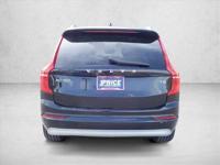2022 Volvo XC90 Momentum AWD All Wheel Drive SUV XC 90 AUTONATION Call (970) 578-1654 or MESSAGE/CHAT to confirm availability - Image 4