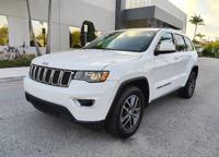 2018 JEEP GRAND CHEROKEE LAREDO NAVIGATION ( DOWN WE FINANCE ALL) Free shipping from our Florida dealership - Image 3
