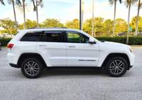 2018 JEEP GRAND CHEROKEE LAREDO NAVIGATION ( DOWN WE FINANCE ALL) Free shipping from our Florida dealership - Image 6