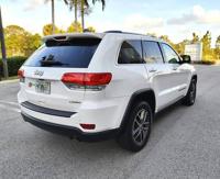 2018 JEEP GRAND CHEROKEE LAREDO NAVIGATION ( DOWN WE FINANCE ALL) Free shipping from our Florida dealership - Image 7