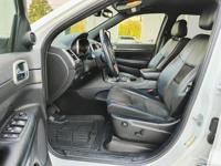2018 JEEP GRAND CHEROKEE LAREDO NAVIGATION ( DOWN WE FINANCE ALL) Free shipping from our Florida dealership - Image 10