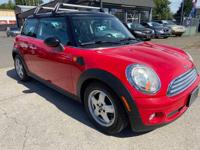 2009 MINI Cooper Base 2dr Hatchback TRADES WELCOME!! - Image 9