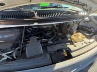 00 dodge van 3500 Salem - Image 8