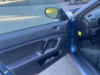 2008 Subaru Outback manual 5spd! Huntington valley/ n.e. Philadelphia - Image 10
