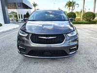2022 CHRYSLER PACIFICA TOURING L MINIVAN DOWN FINANCE ALL CREDIT Free shipping from our Florida dealership - Image 4