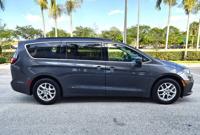 2022 CHRYSLER PACIFICA TOURING L MINIVAN DOWN FINANCE ALL CREDIT Free shipping from our Florida dealership - Image 6