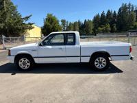 1990 Mazda B2200 Extended Cab Short Bed 2DR Pickup 5 Speed Manual Salem - Image 4