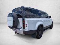 2023 Land Rover Defender S AWD All Wheel Drive SUV Electric AUTONATION Call (386) 603-6783 or MESSAGE/CHAT to confirm availability - Image 6