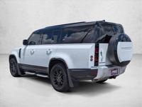 2023 Land Rover Defender S AWD All Wheel Drive SUV Electric AUTONATION Call (386) 603-6783 or MESSAGE/CHAT to confirm availability - Image 9