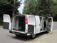 2017 CHEVROLET EXPRESS G2500 3/4 TON CARGO*WORK READY ! NICE ! BELLEVUE*CARGO VAN-WORK READY TODAY!