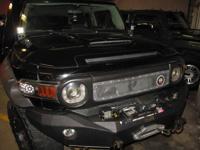 Toyota FJ Cruiser 4x4 6-sp or Auto-Low Miles 4 Runners Sequoias-Land 33