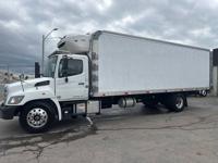 2018 Hino 338 LOW MILES! 3300 HOUR REEFER UNIT! 26 FT BOX! - Image 3