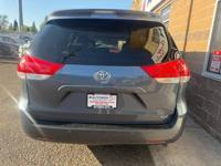 2014 Toyota Sienna 5DR 7-PASS VAN V6 XLE AAS FWD (NATL) multnomah county - Image 6